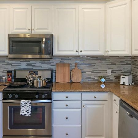 Amazing 2 Bedroom 7 Min From Disneyland W Free Parking Anaheim Exteriér fotografie