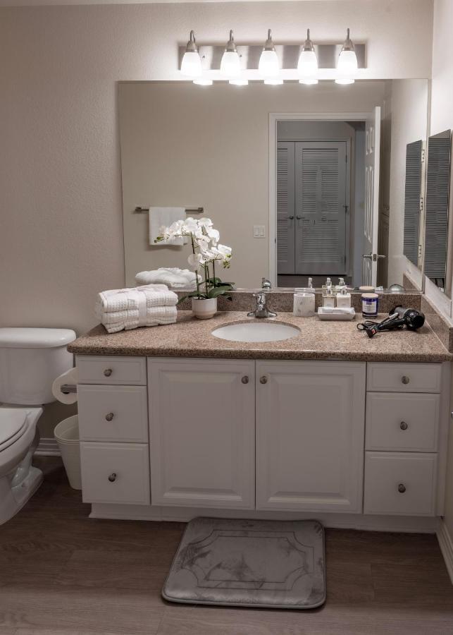 Amazing 2 Bedroom 7 Min From Disneyland W Free Parking Anaheim Exteriér fotografie