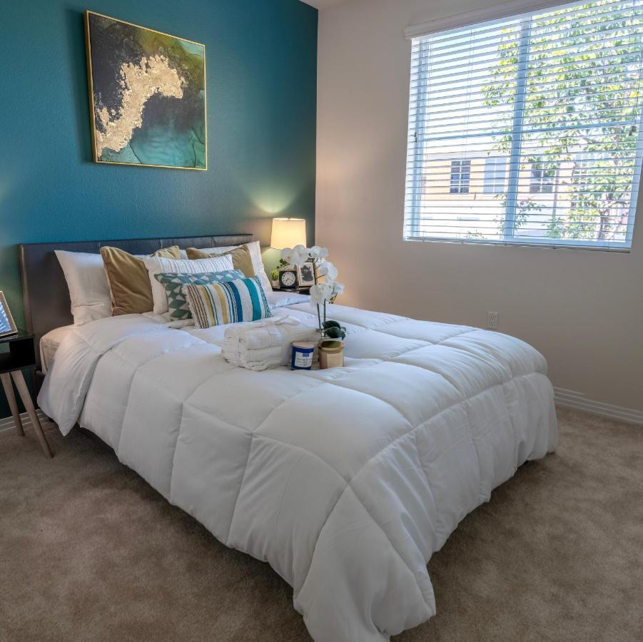 Amazing 2 Bedroom 7 Min From Disneyland W Free Parking Anaheim Exteriér fotografie