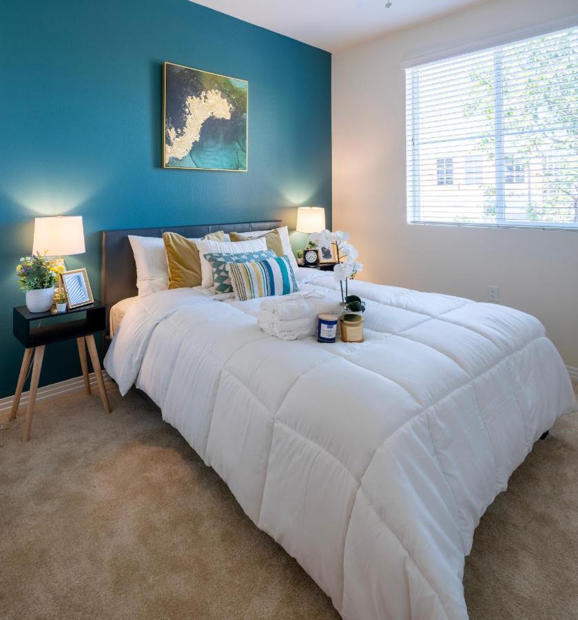 Amazing 2 Bedroom 7 Min From Disneyland W Free Parking Anaheim Exteriér fotografie